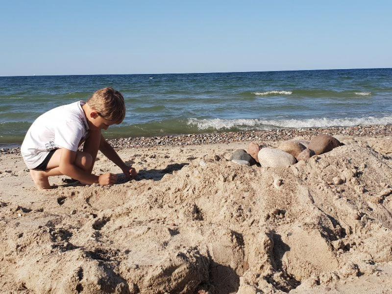 5 Zmyslow Akademia Wypoczynku Domki Grzybowo  Buitenkant foto